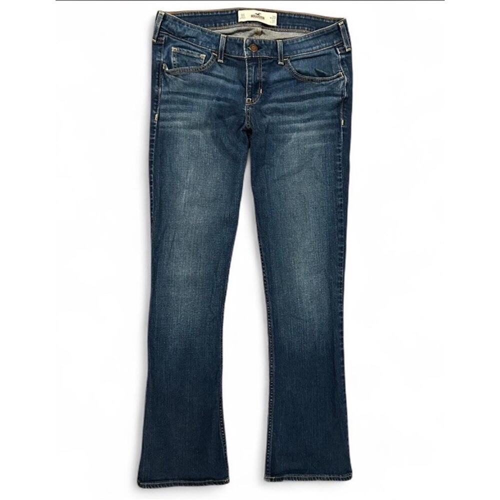 Y2K Hollister Jeans Women's 9 Short Low Rise Bootcut Blue Denim Jeans (32”x30”) - Picture 2 of 7